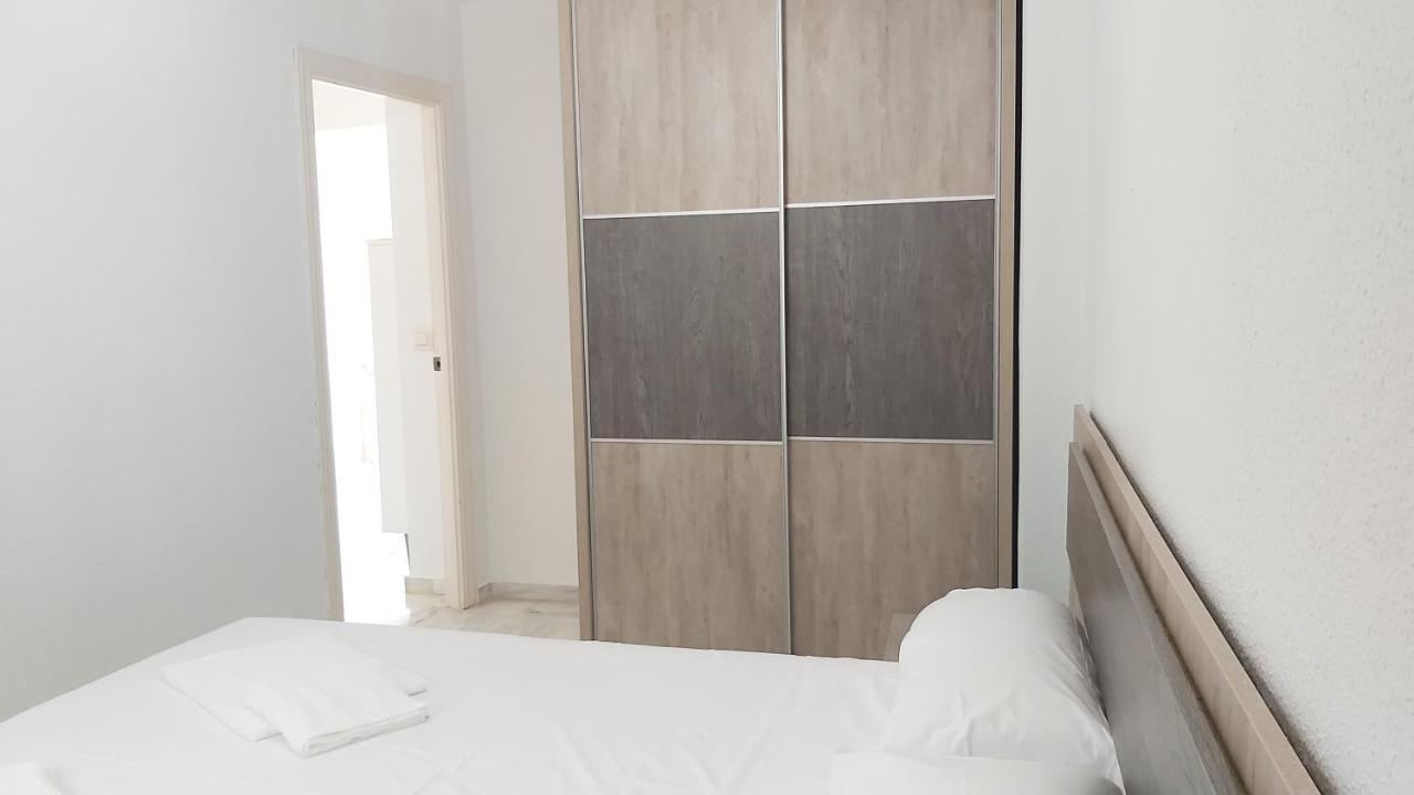 Apartamento Del Parque Flats Meseta Swimmingpool Torremolinos Exterior foto