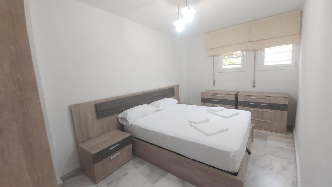 Apartamento Del Parque Flats Meseta Swimmingpool Torremolinos Exterior foto