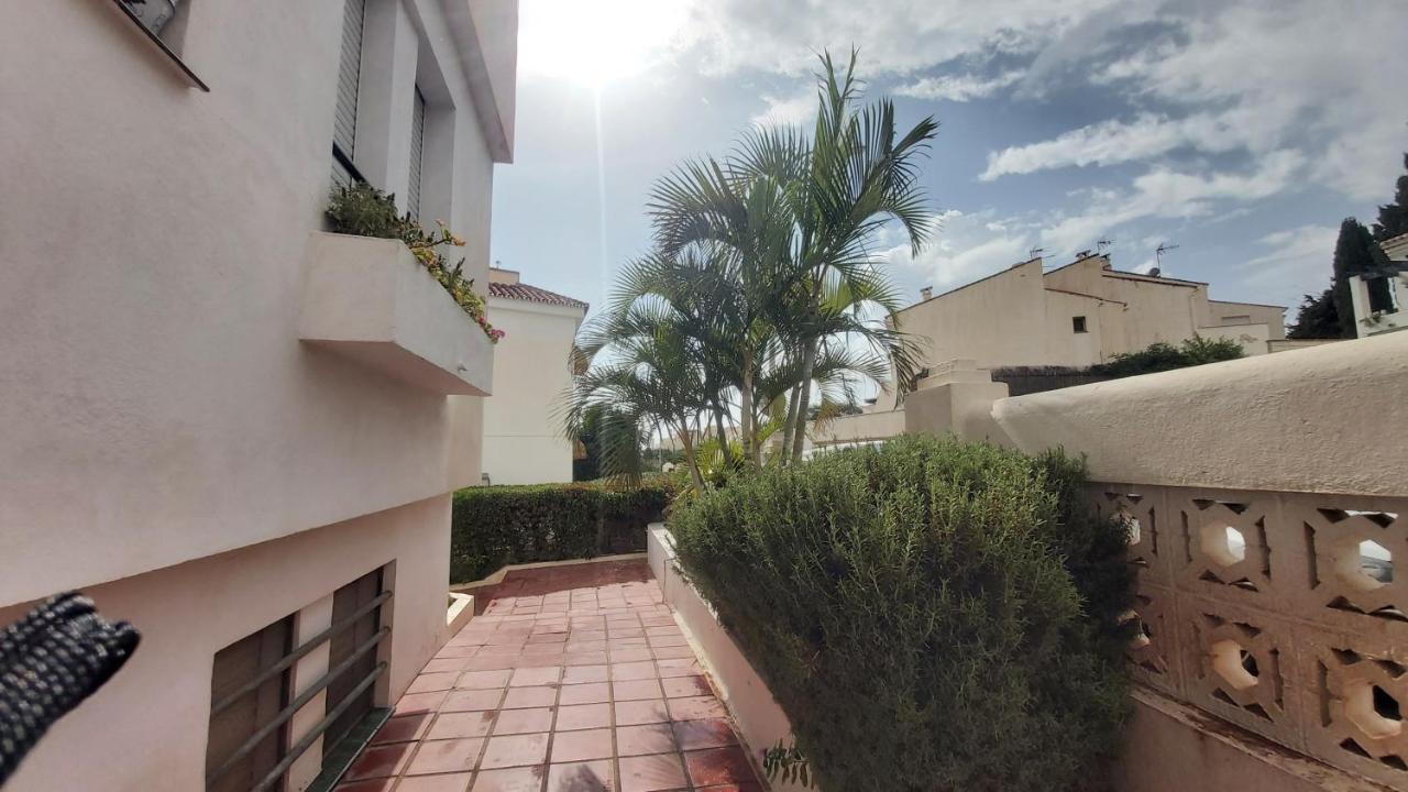Apartamento Del Parque Flats Meseta Swimmingpool Torremolinos Exterior foto