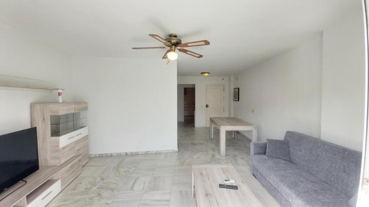 Apartamento Del Parque Flats Meseta Swimmingpool Torremolinos Exterior foto